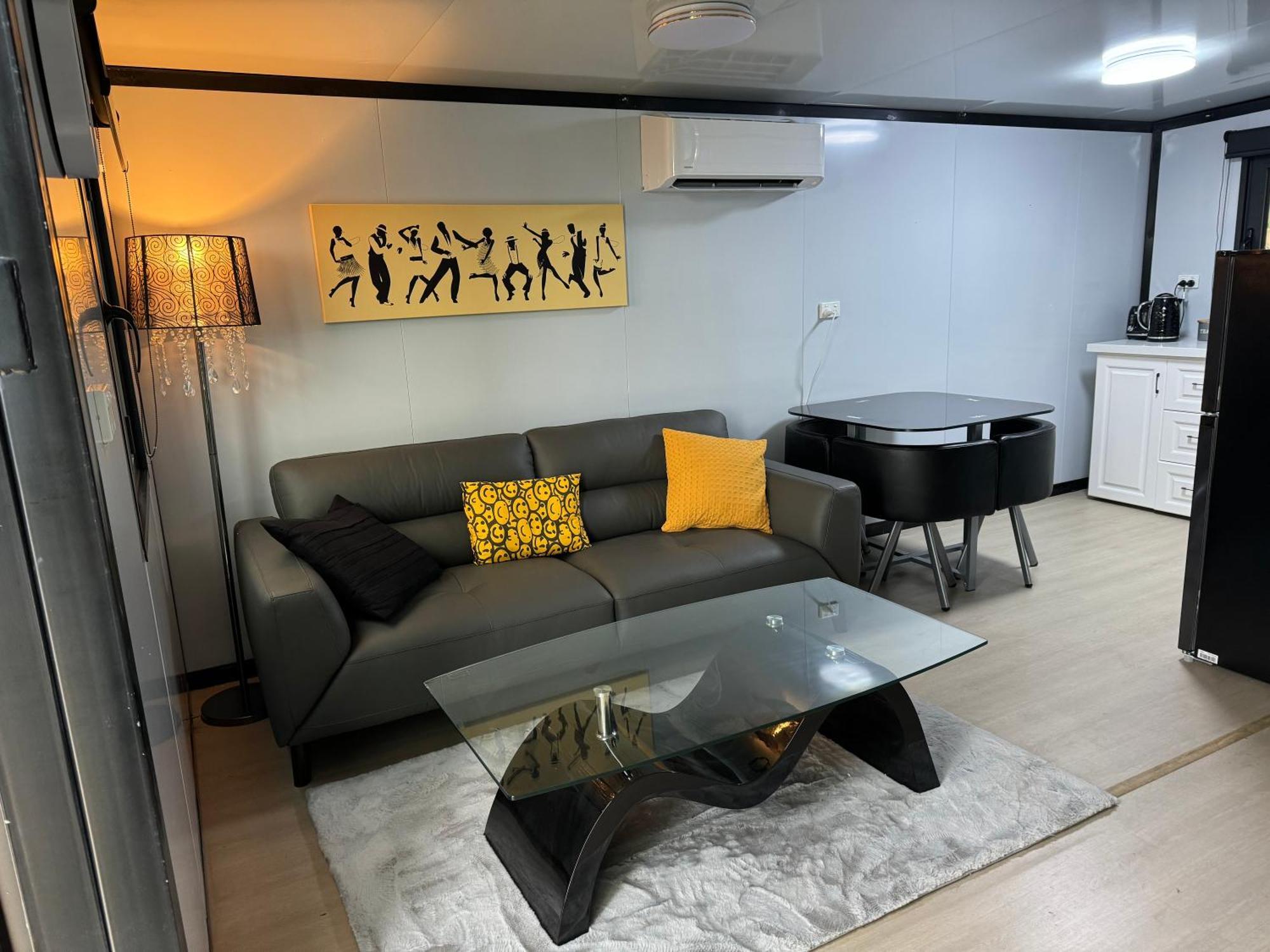 Ferienwohnung Tiny Container House Westmere Exterior foto